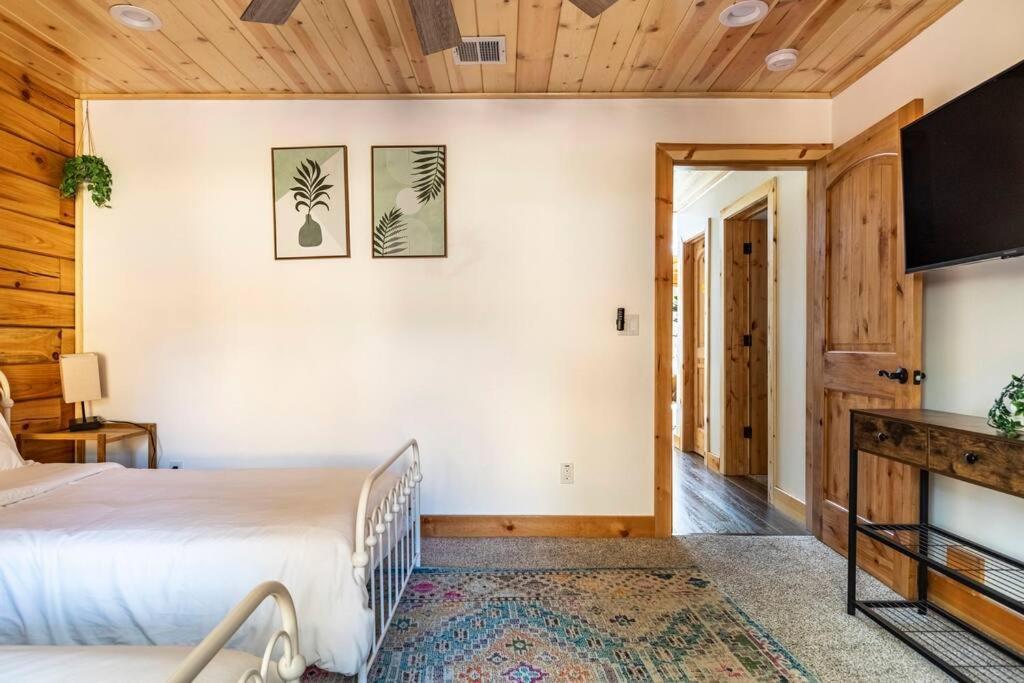 Modern Family Cabin Mins To Lake, Slopes & Hikes Big Bear City Exteriér fotografie