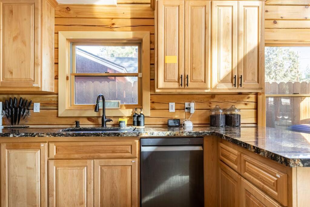 Modern Family Cabin Mins To Lake, Slopes & Hikes Big Bear City Exteriér fotografie