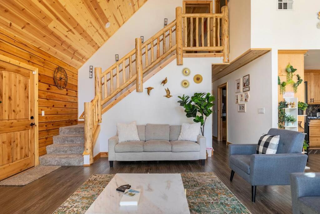 Modern Family Cabin Mins To Lake, Slopes & Hikes Big Bear City Exteriér fotografie